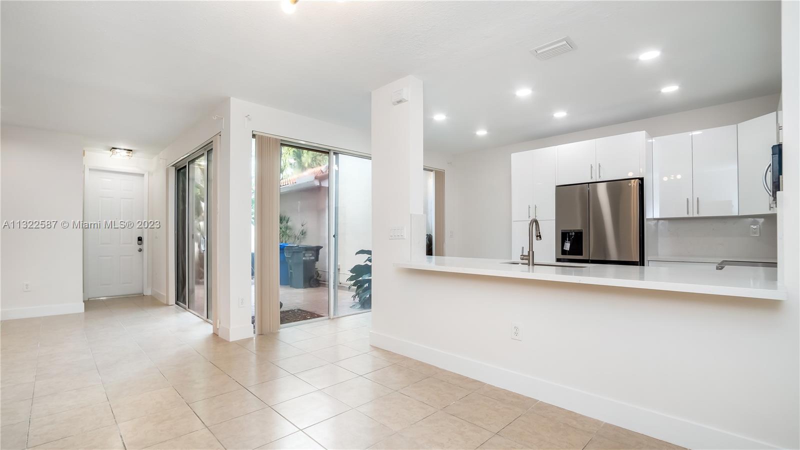 1130 Chestnut Ln Unit: 1130