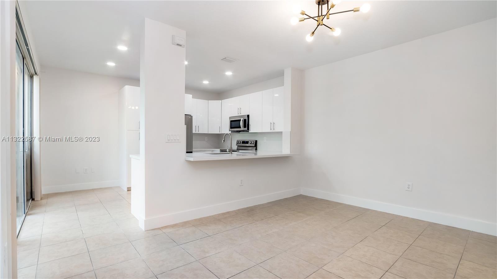 1130 Chestnut Ln Unit: 1130