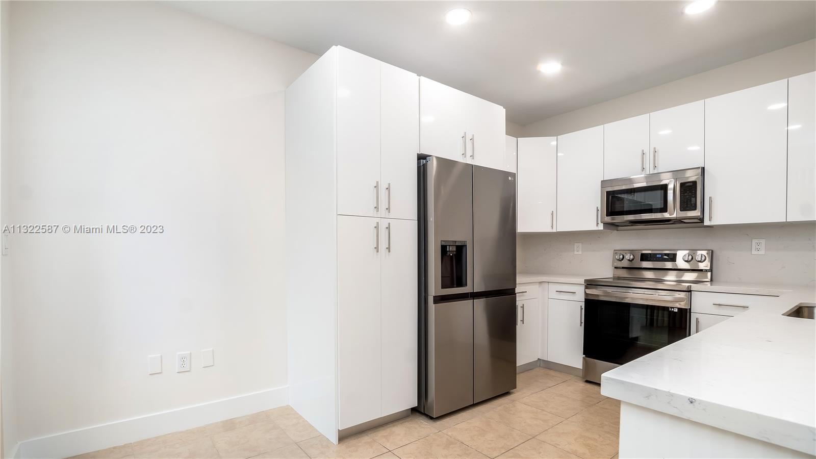 1130 Chestnut Ln Unit: 1130