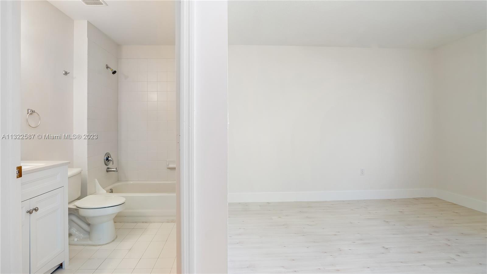 1130 Chestnut Ln Unit: 1130