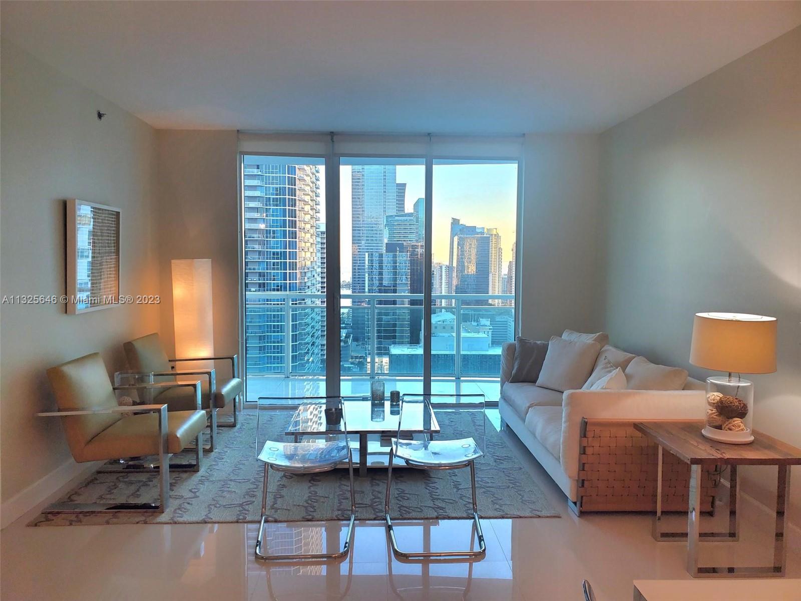 950 BRICKELL BAY DR Unit: 3405