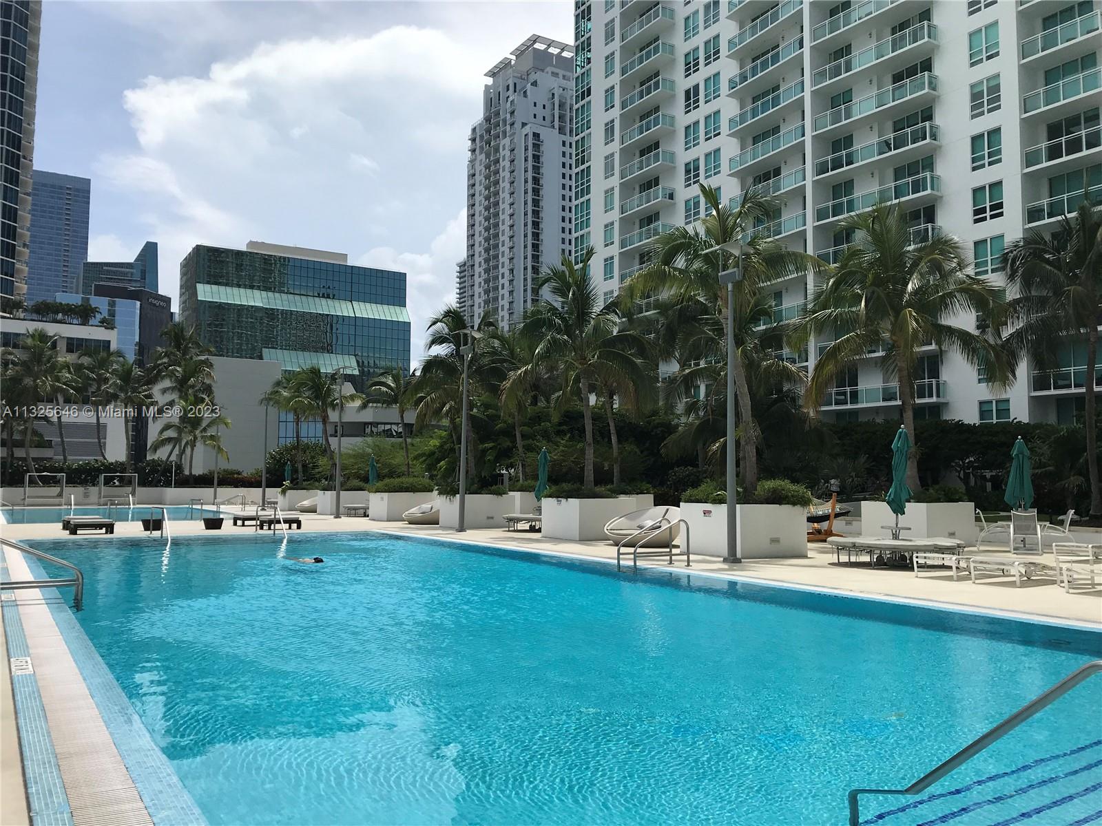 950 BRICKELL BAY DR Unit: 3405