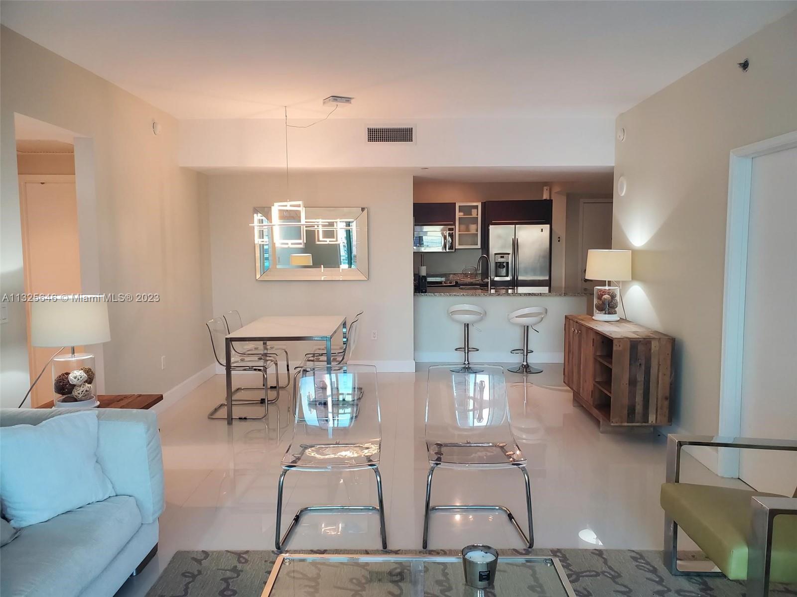 950 BRICKELL BAY DR Unit: 3405
