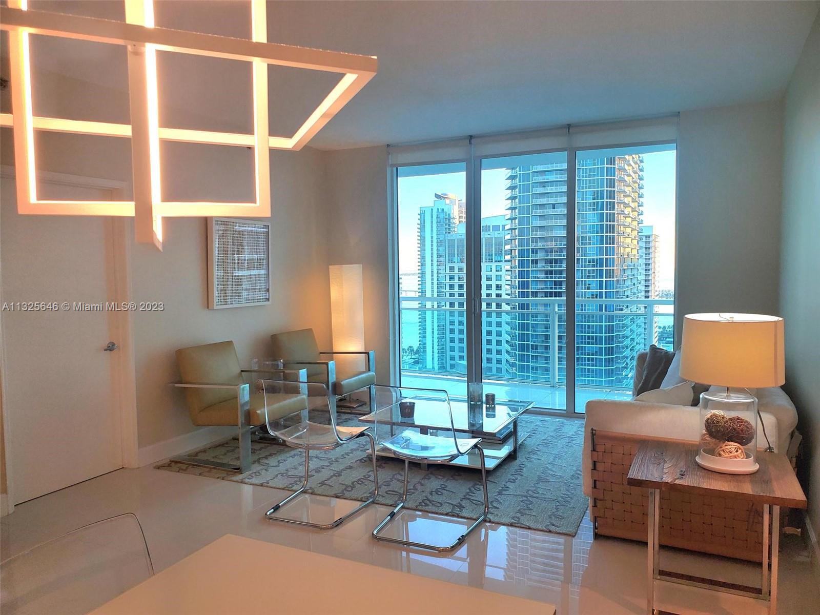 950 BRICKELL BAY DR Unit: 3405