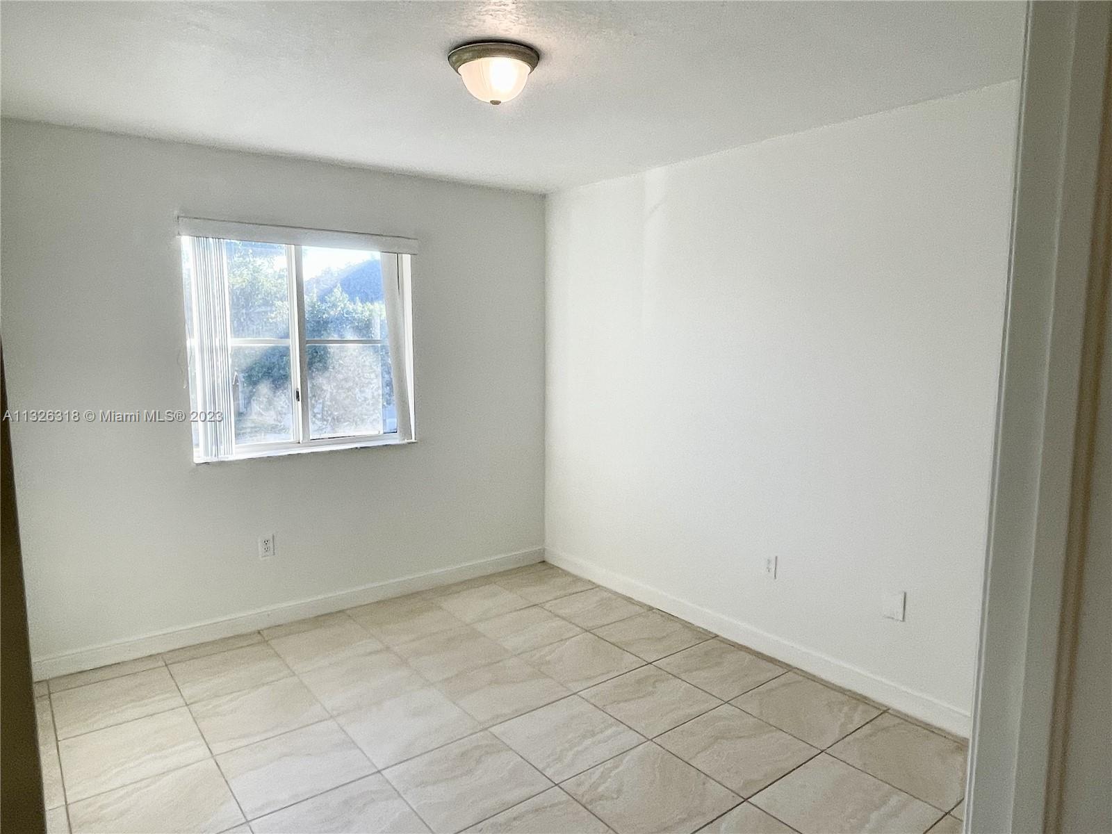 1635 SE 31st Ct Unit: 1635