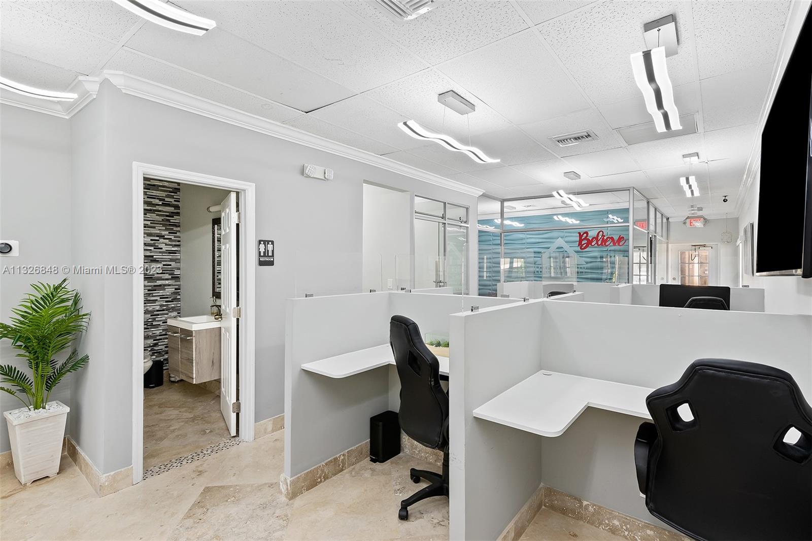5329 Atlantic Ave Unit: 204