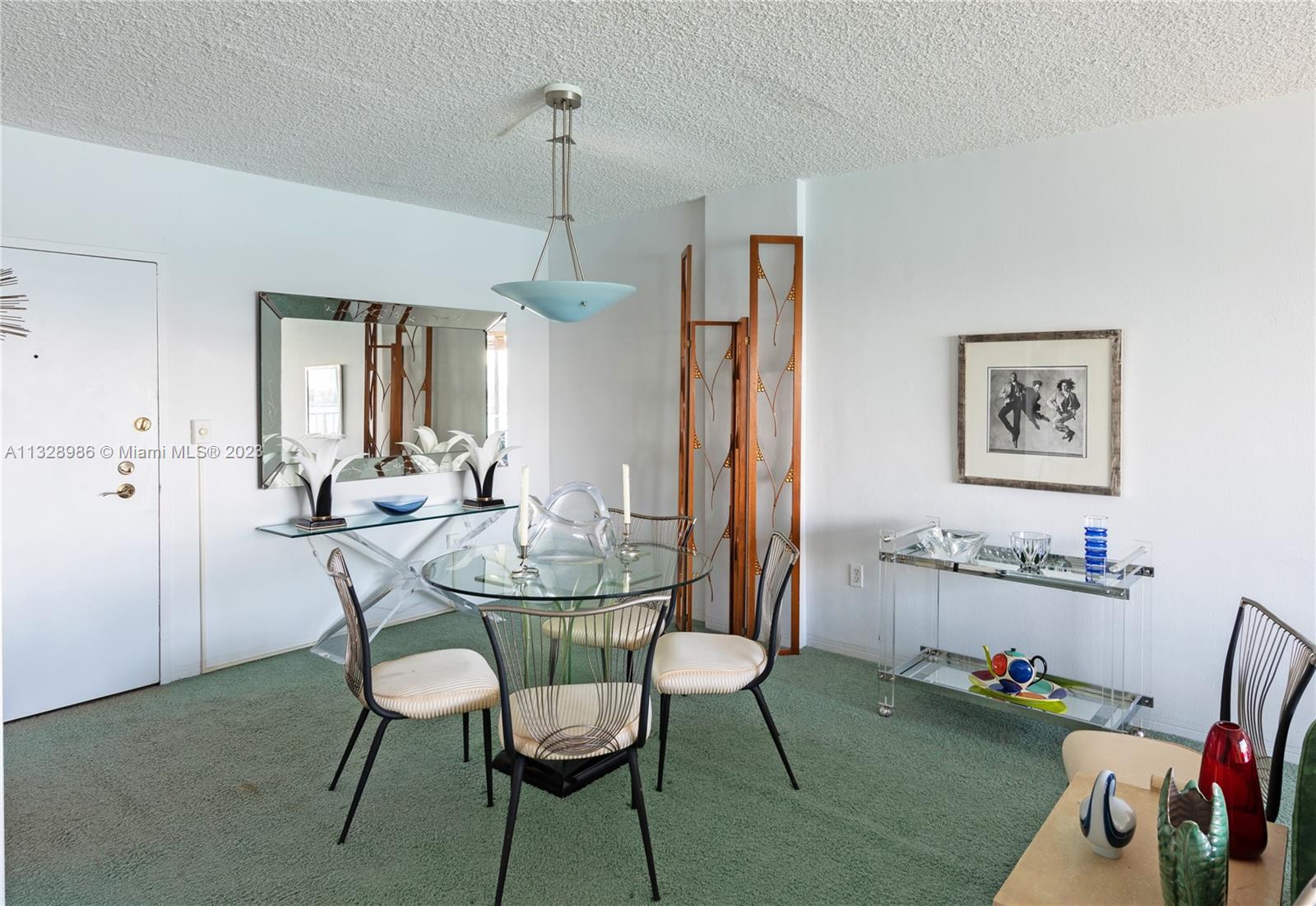 800 West Ave Unit: 717