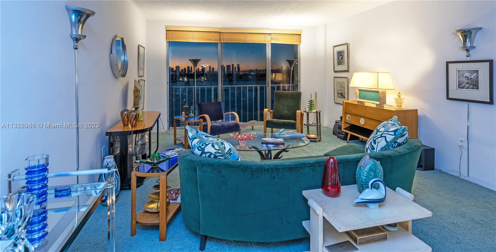 800 West Ave Unit: 717