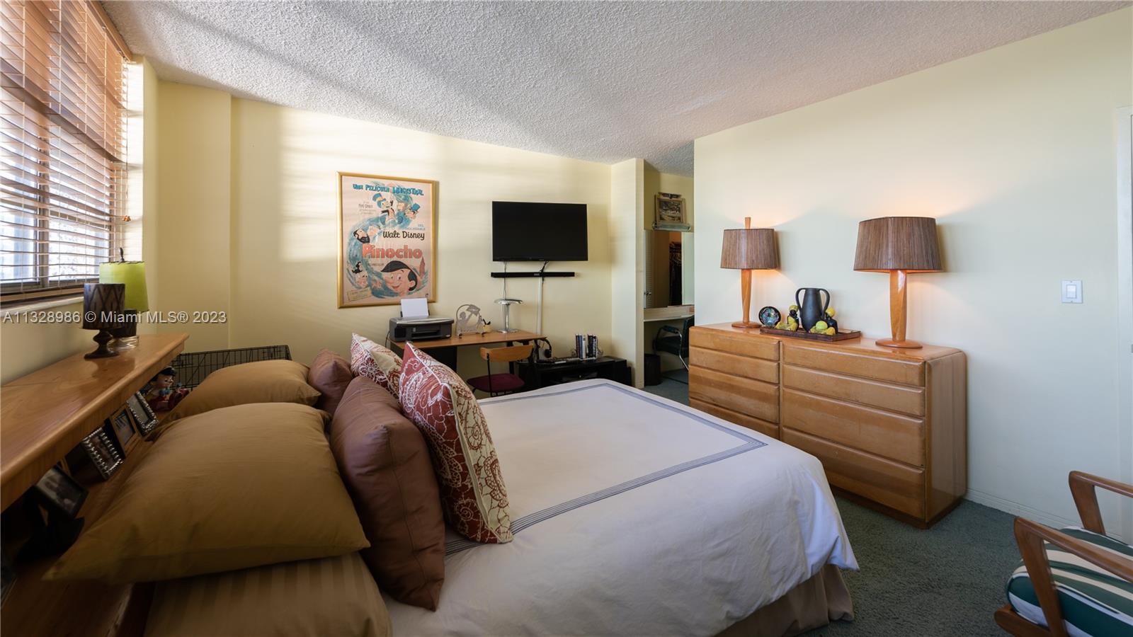 800 West Ave Unit: 717