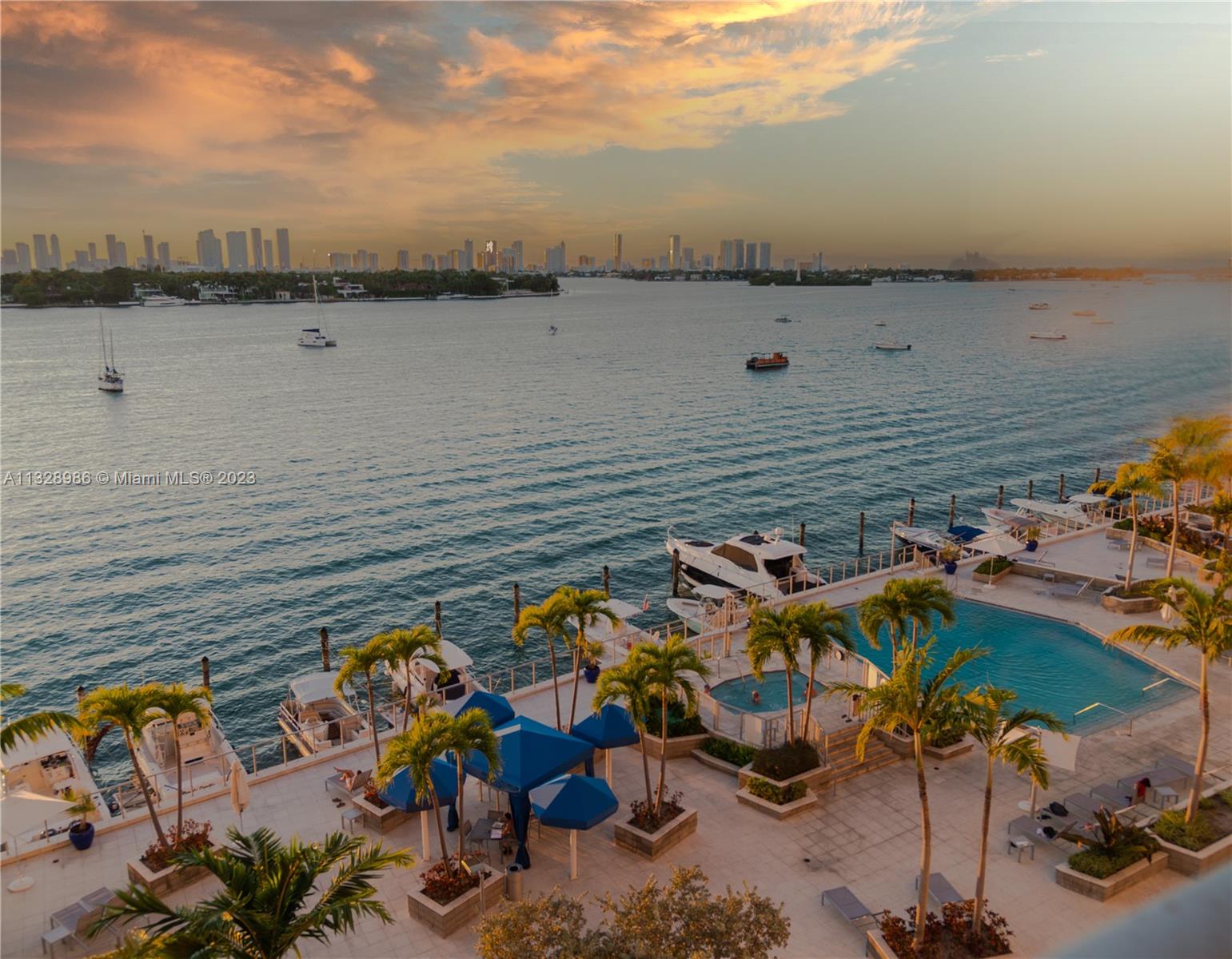 800 West Ave Unit: 717