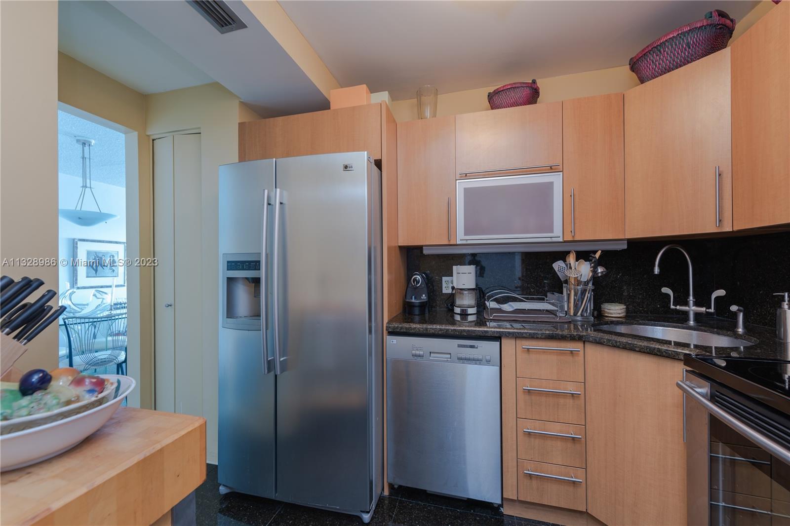800 West Ave Unit: 717