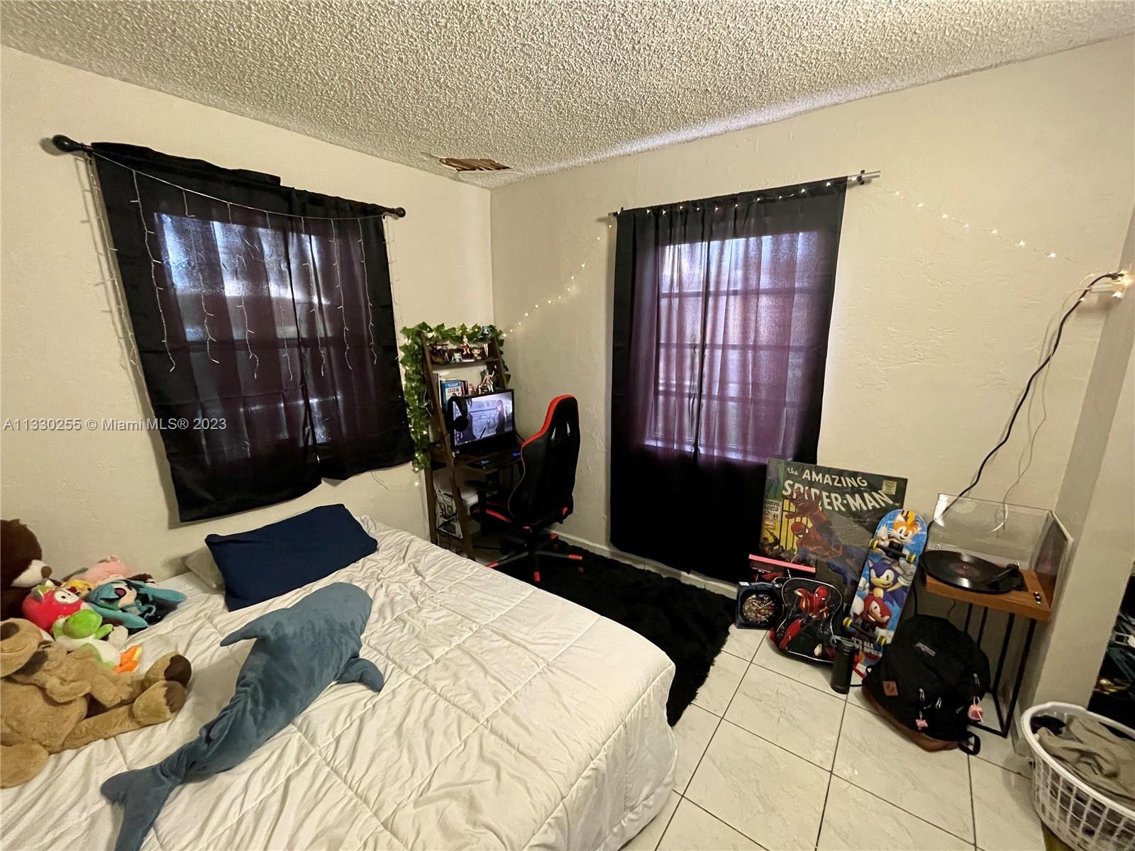 2222 SW 57th Ct