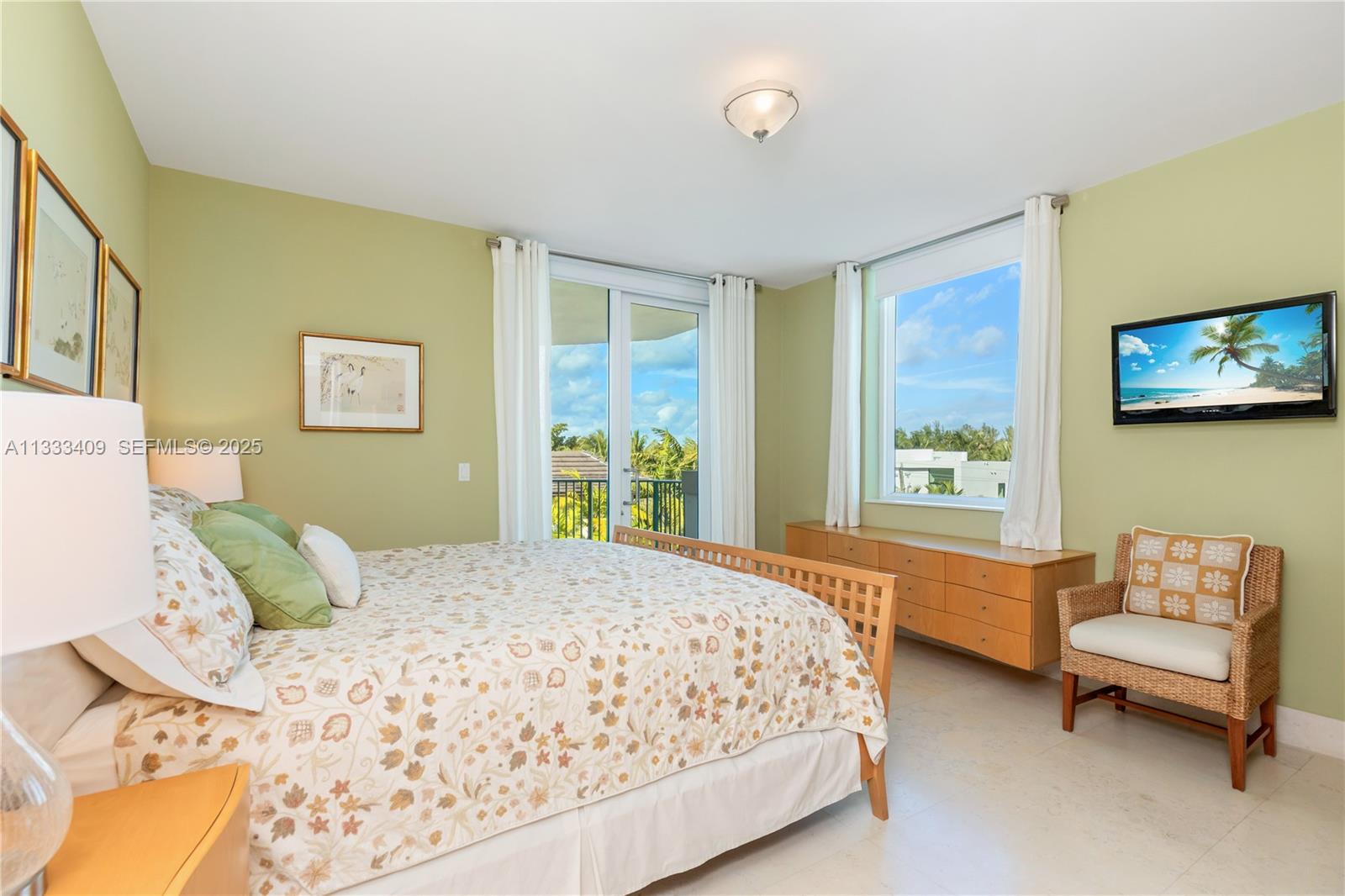 1660 W Glencoe St Unit: 302