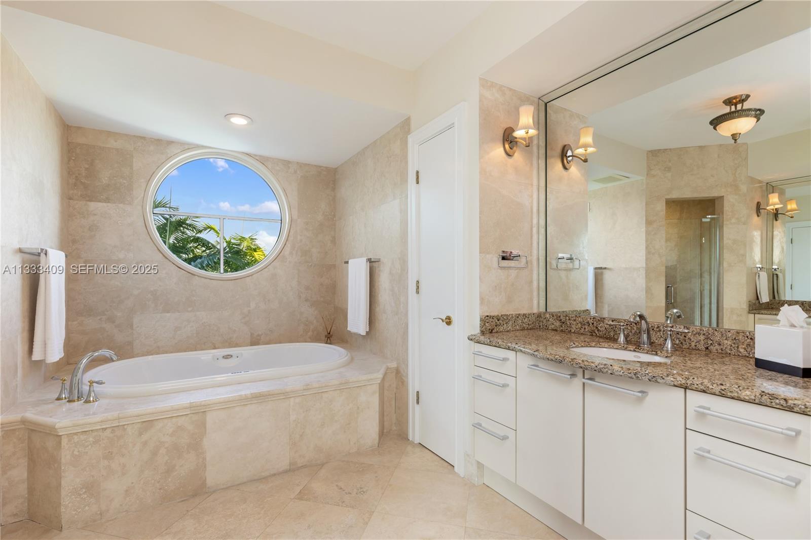 1660 W Glencoe St Unit: 302