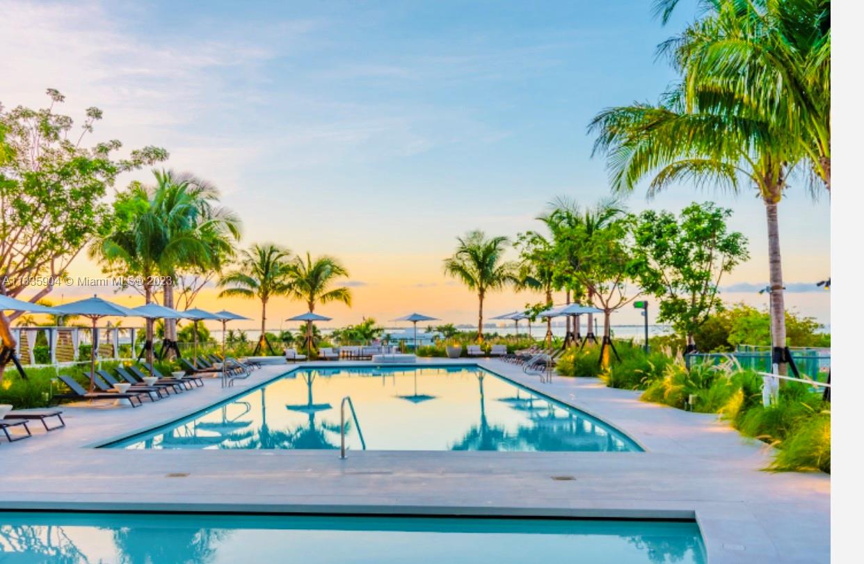 2821 S Bayshore Dr Unit: 7D