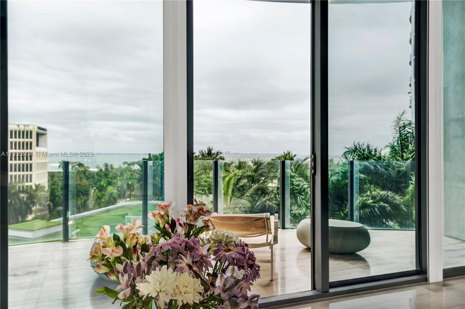 2821 S Bayshore Dr Unit: 7D