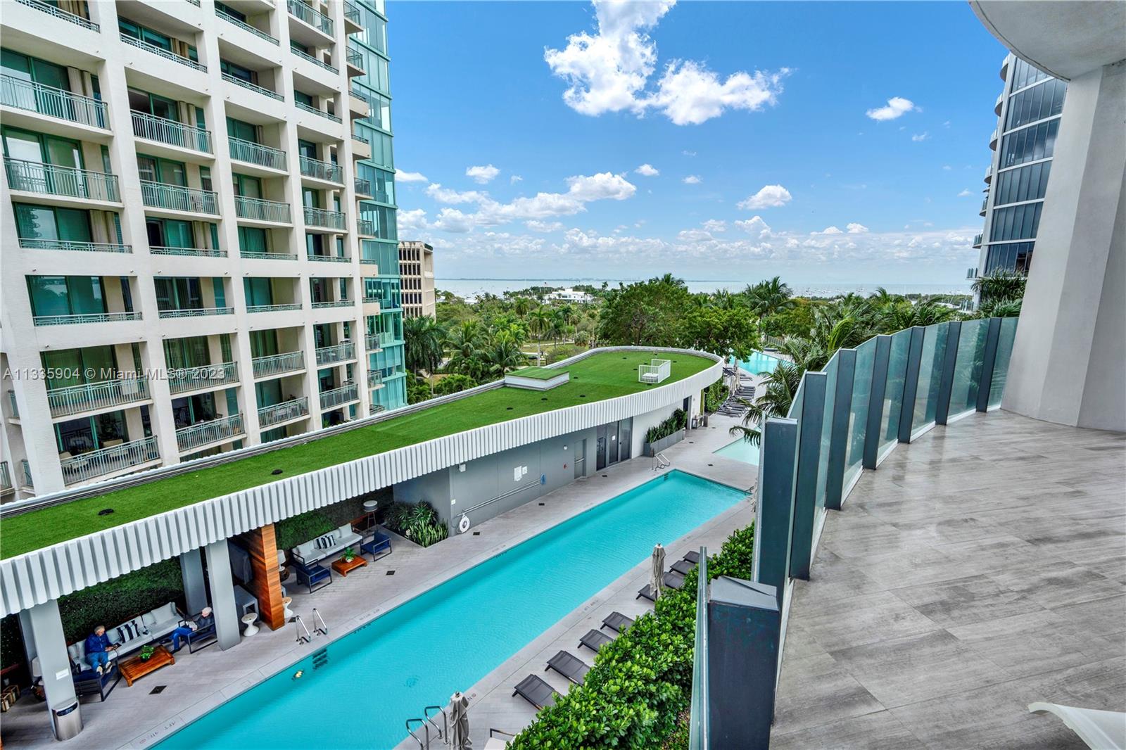 2821 S Bayshore Dr Unit: 7D