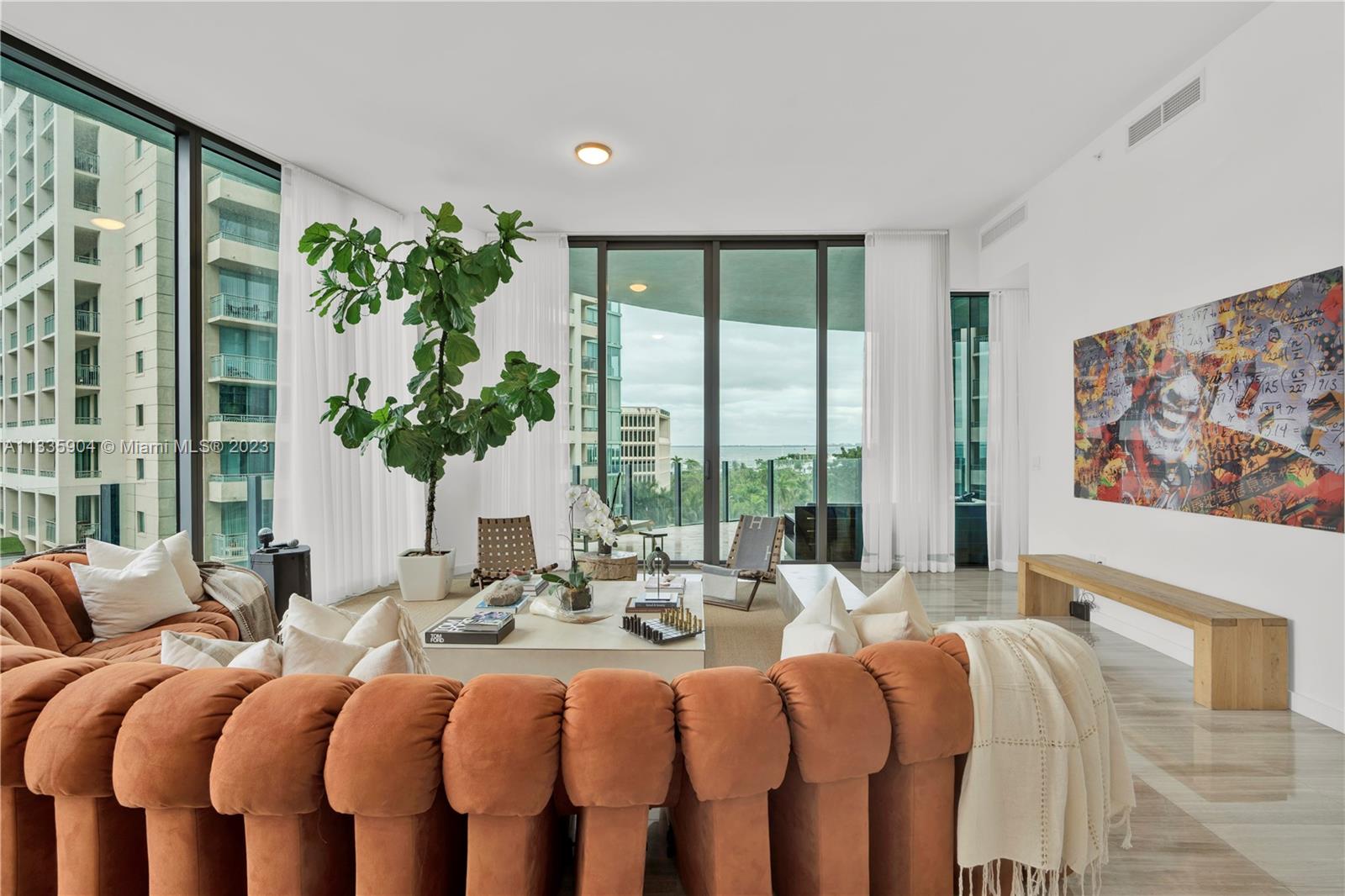 2821 S Bayshore Dr Unit: 7D