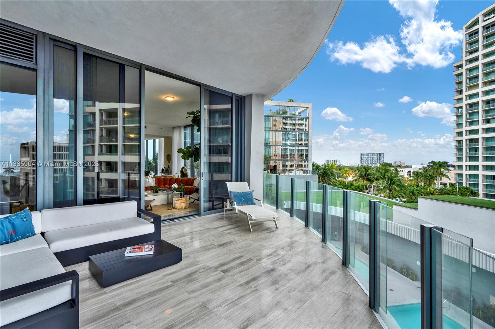 2821 S Bayshore Dr Unit: 7D