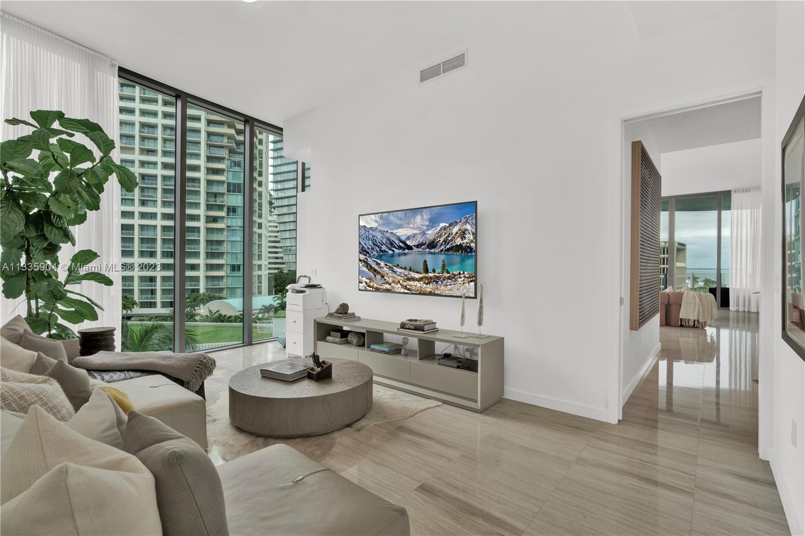 2821 S Bayshore Dr Unit: 7D