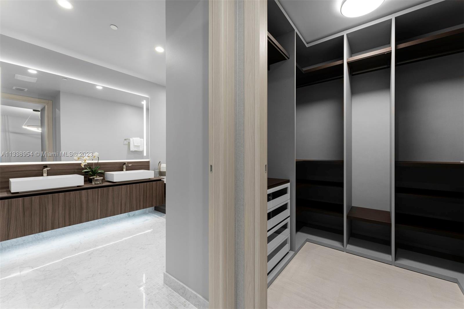 1000 Brickell Plz Unit: PH6108