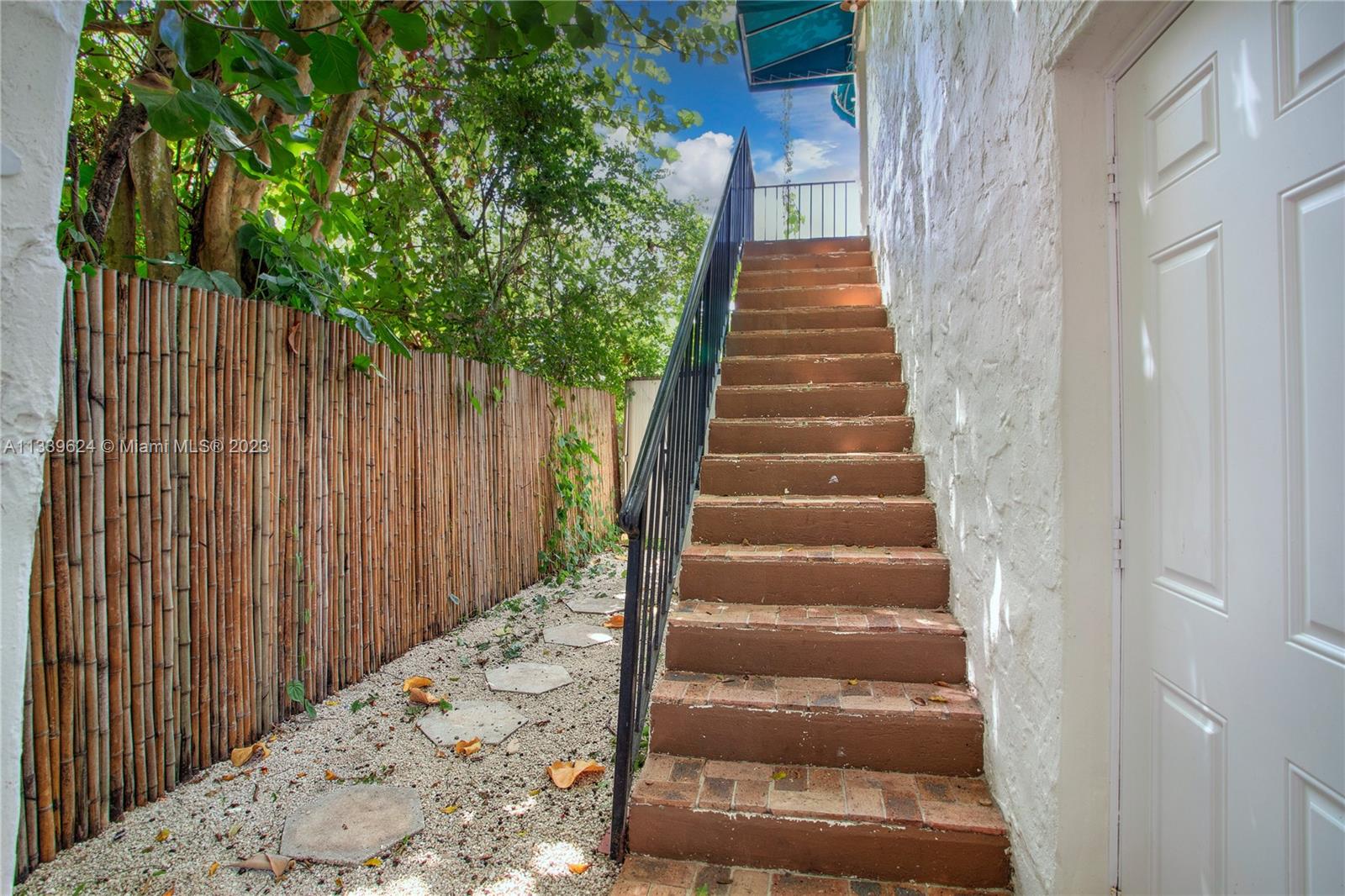 1128 Almeria Ave Unit: Guest House