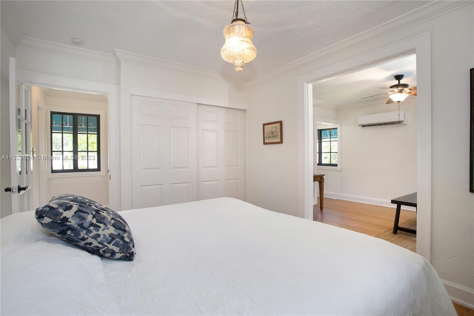 1128 Almeria Ave Unit: Guest House