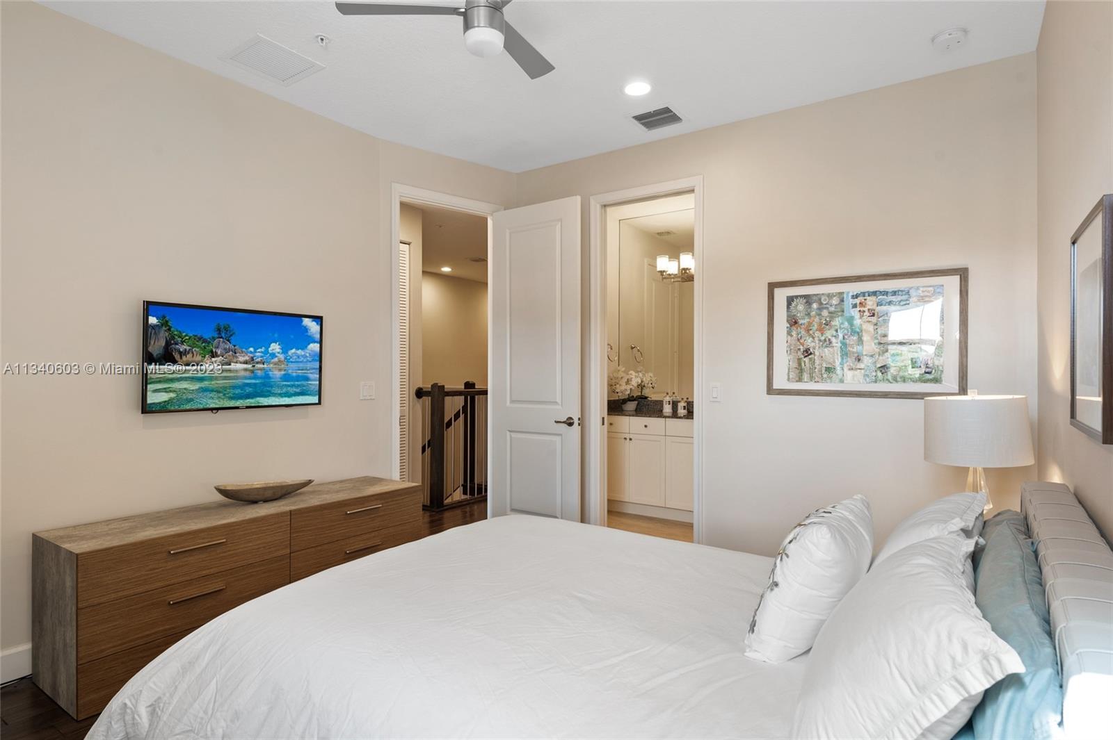 22936 Clear Echo Dr Unit: 34