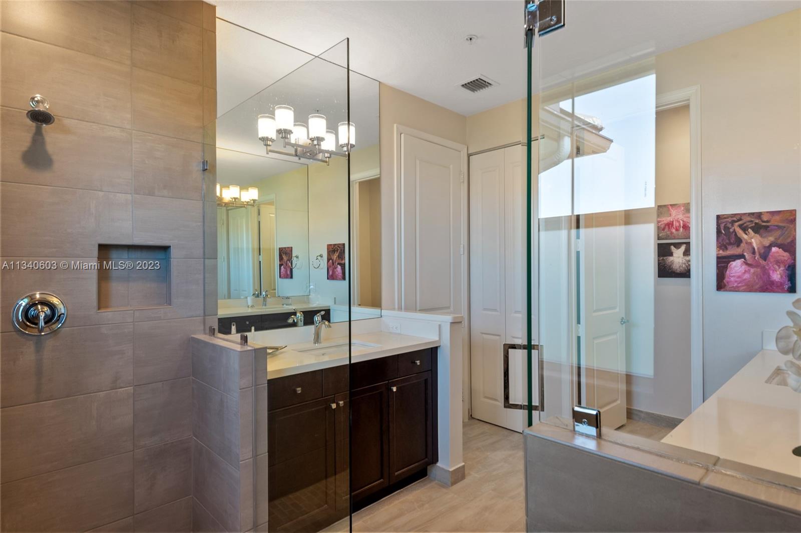 22936 Clear Echo Dr Unit: 34