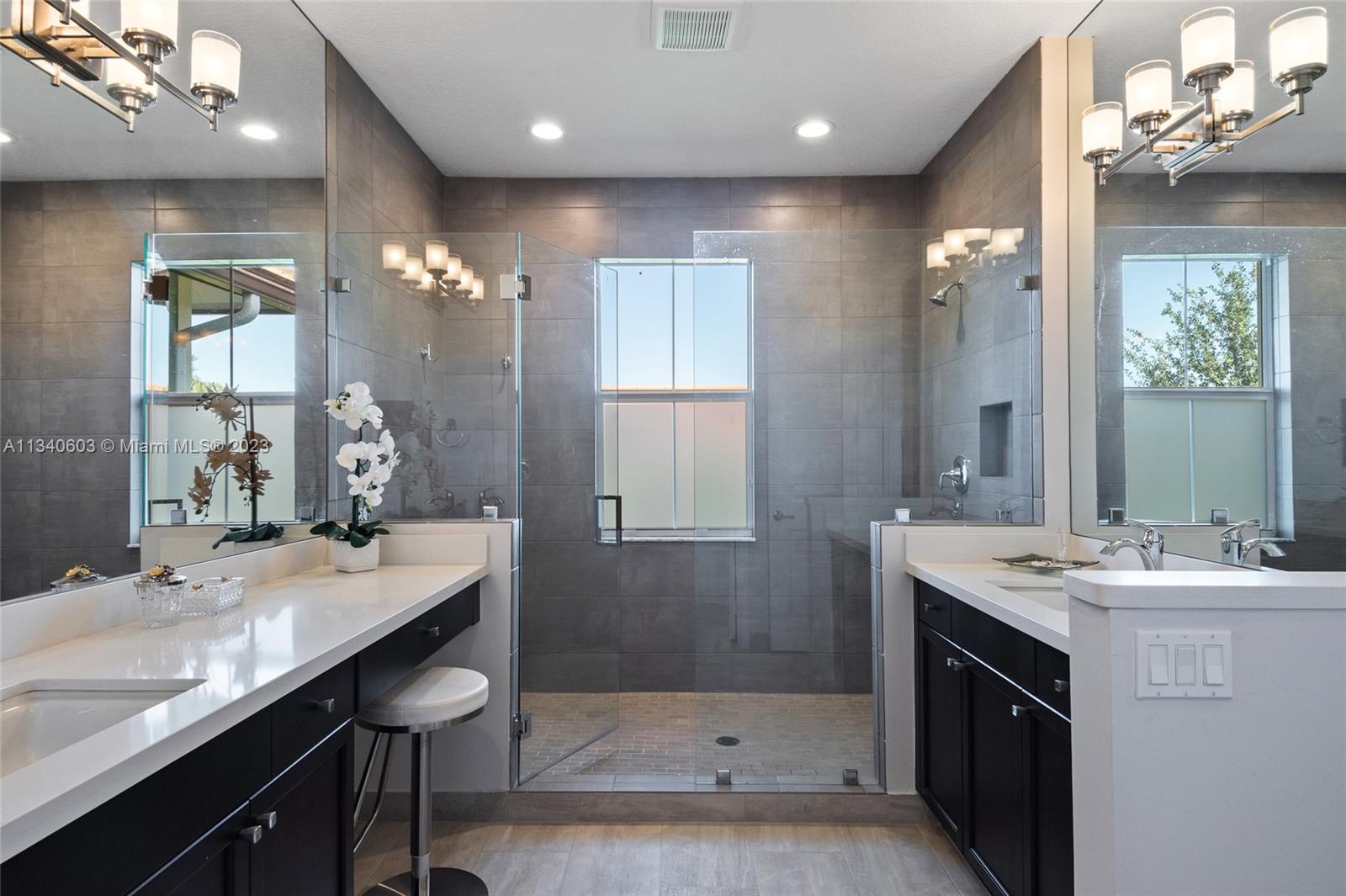 22936 Clear Echo Dr Unit: 34