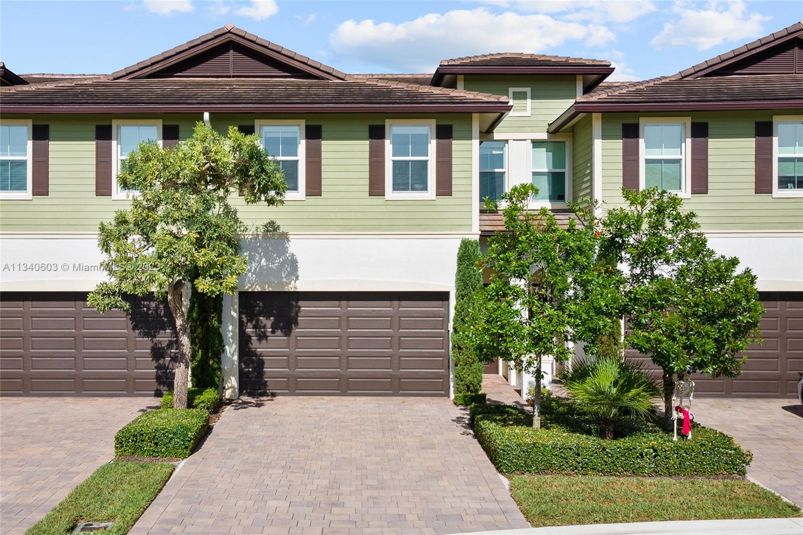 22936 Clear Echo Dr Unit: 34