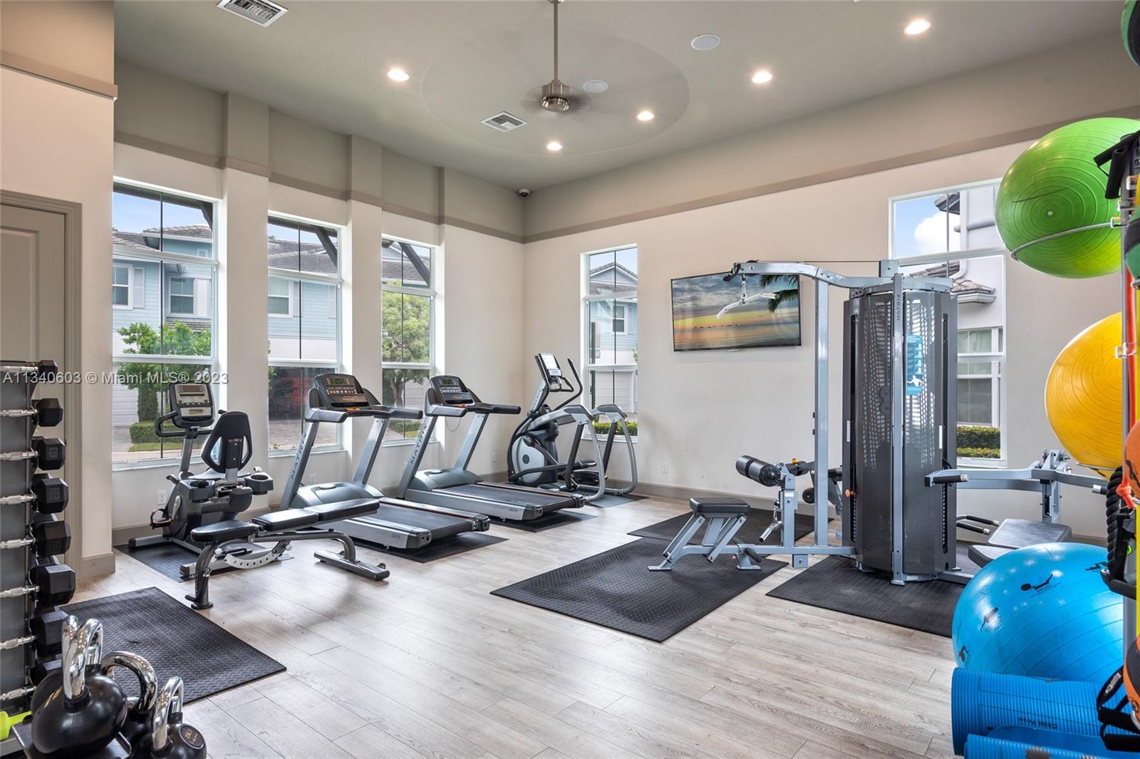 22936 Clear Echo Dr Unit: 34