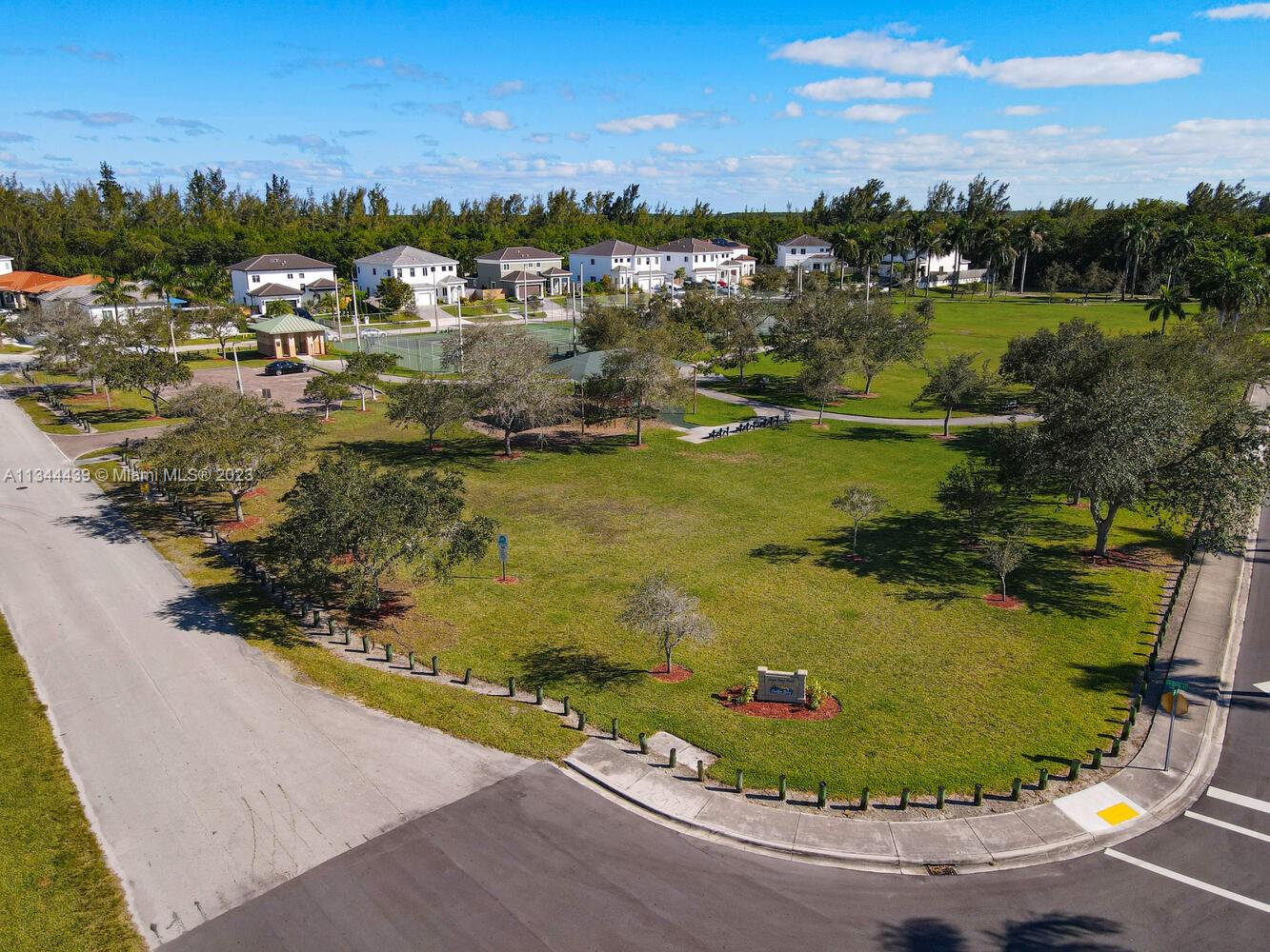 20736 SW 81st Pl Unit: *