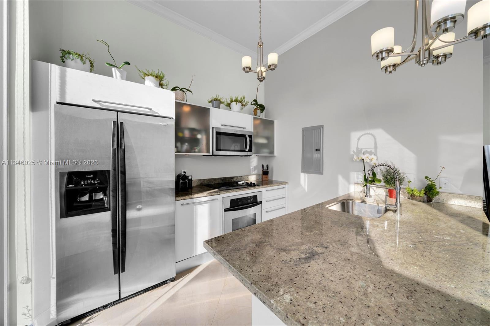 185 SW 7th St Unit: 4400