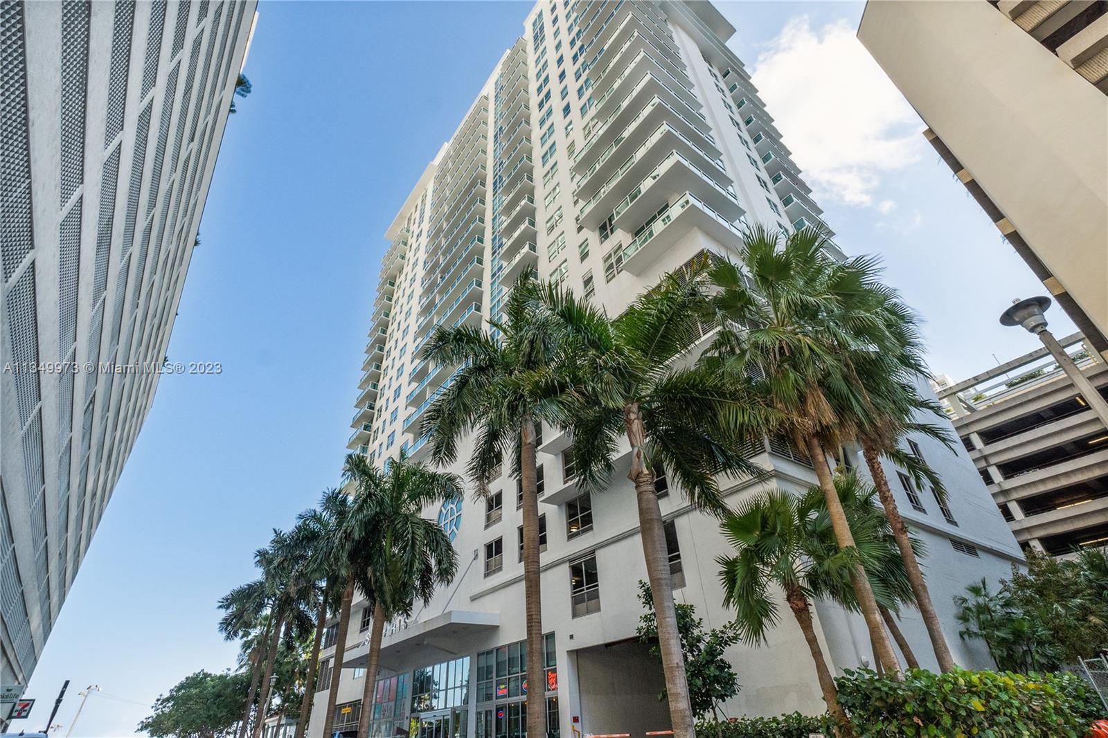 186 SE 12 Ter Unit: 1103