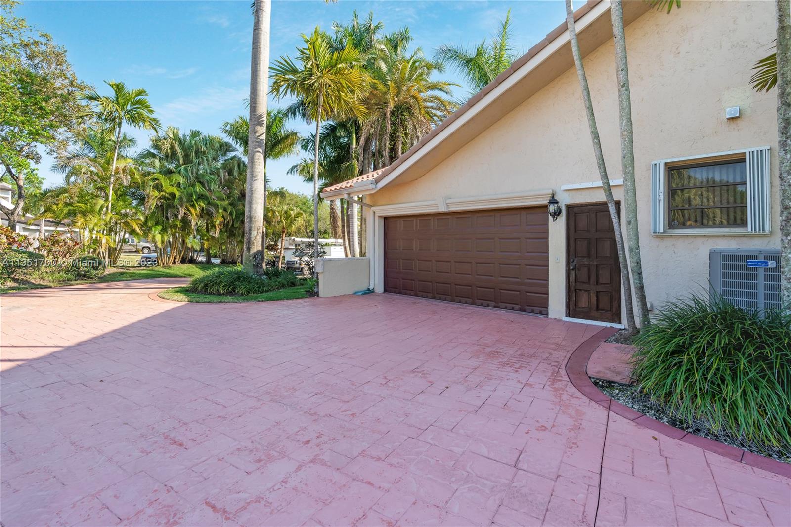 10304 SW 87th Ct