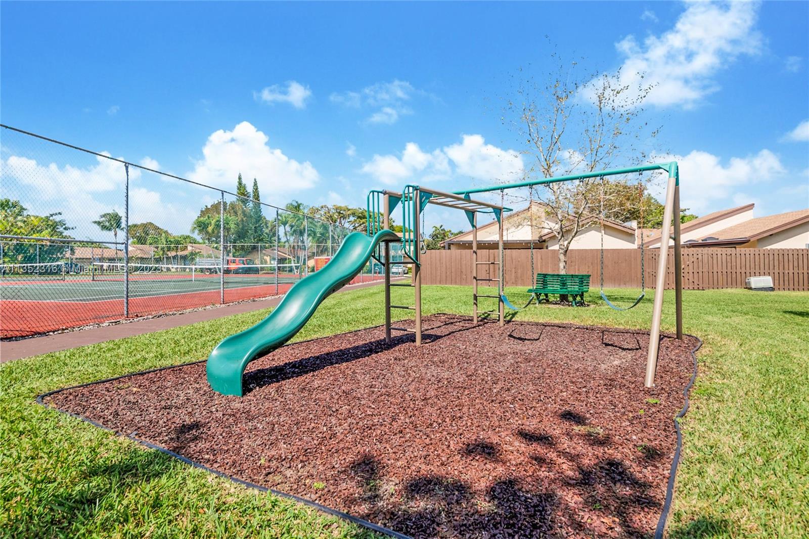 9154 SW 132 Ln