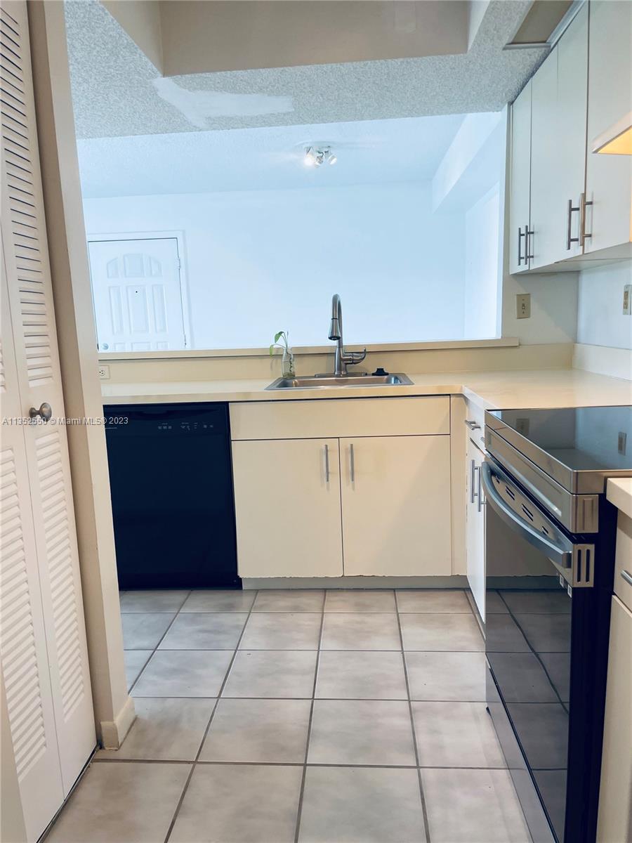 8500 SW 212 St Unit: 204