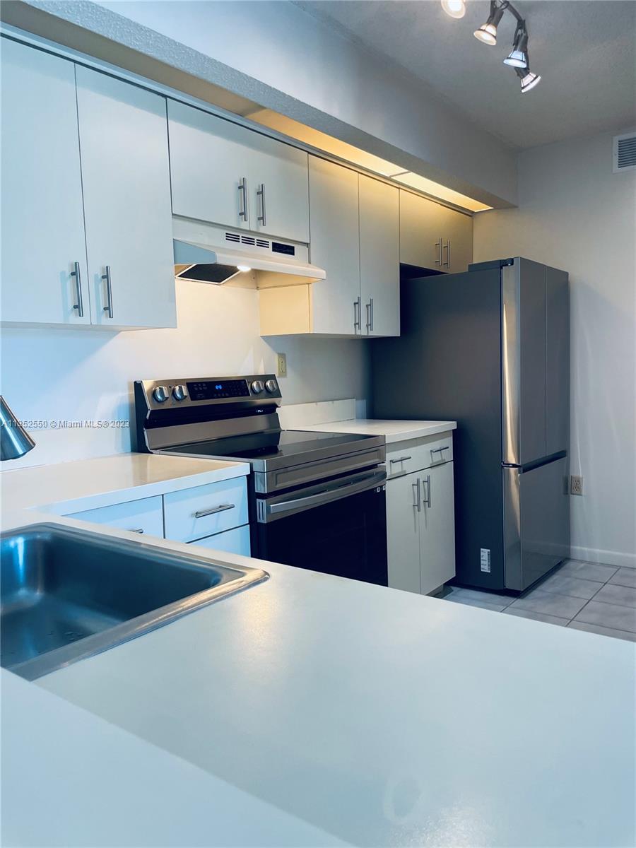 8500 SW 212 St Unit: 204