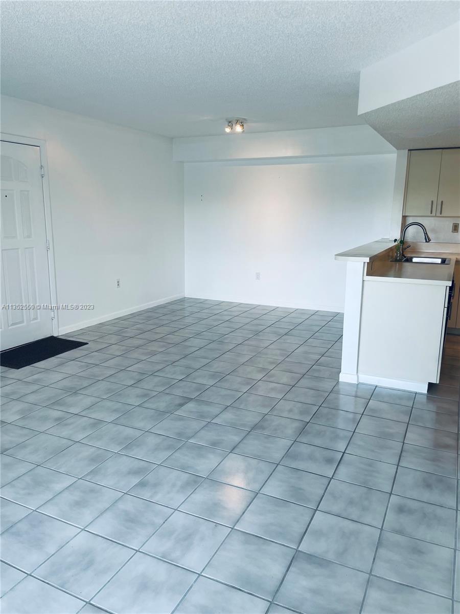 8500 SW 212 St Unit: 204