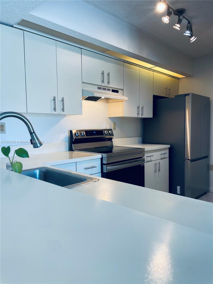 8500 SW 212 St Unit: 204