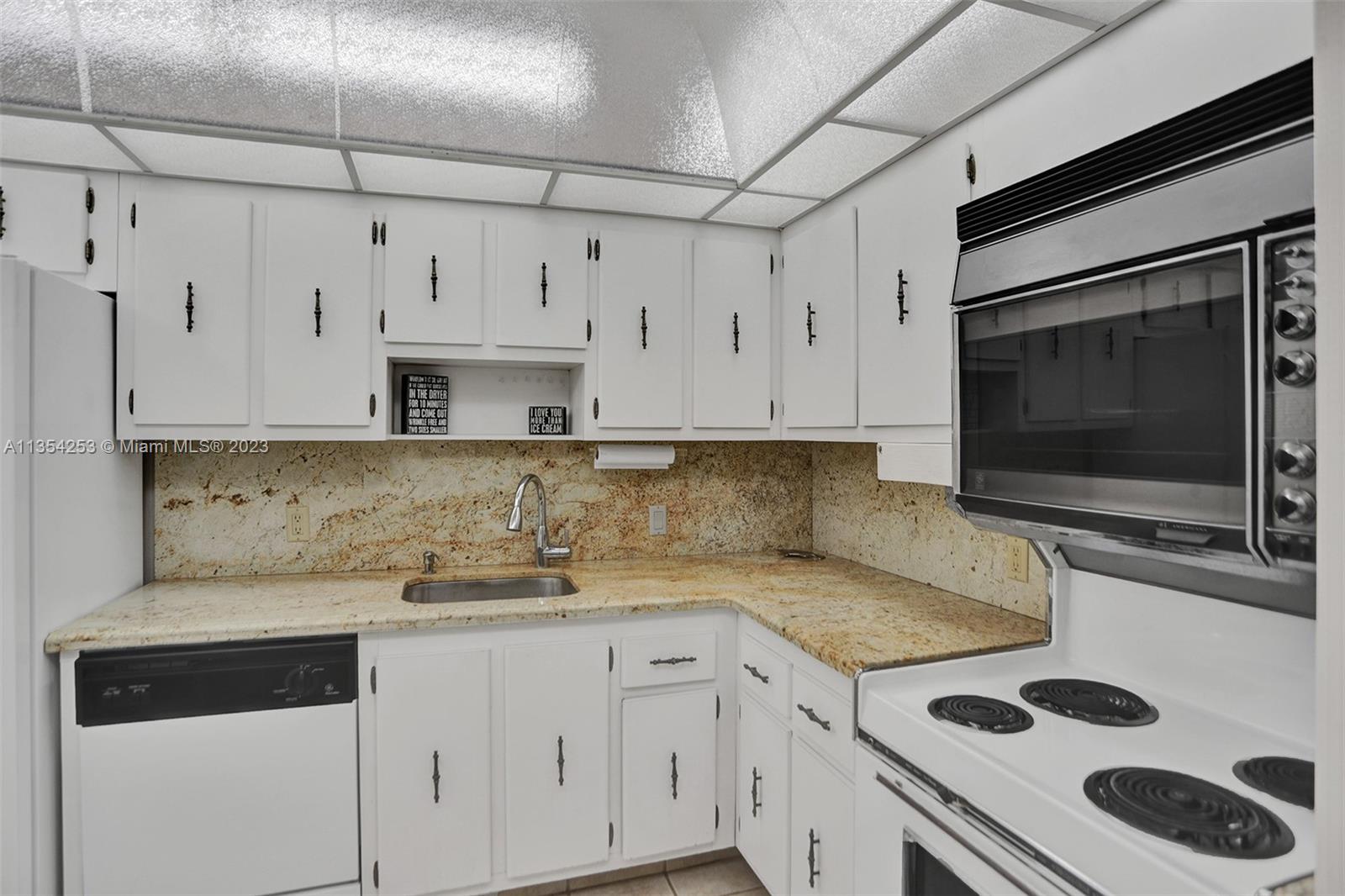 3375 N Country Club Dr Unit: 806 807