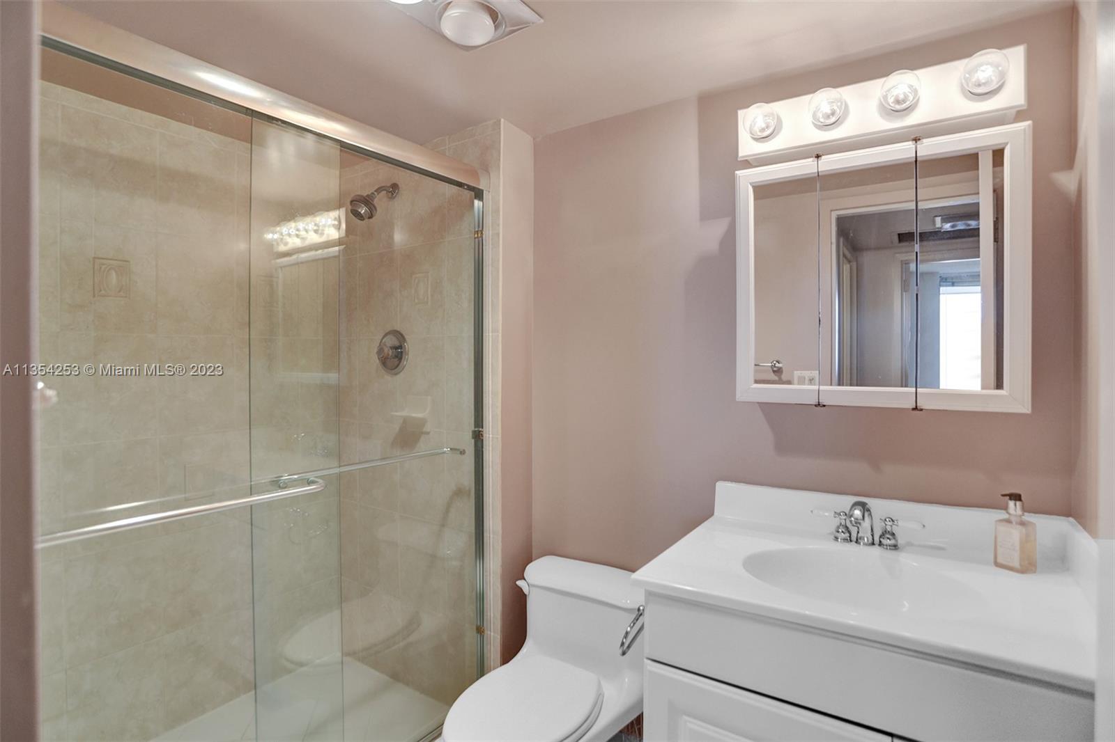 3375 N Country Club Dr Unit: 806 807