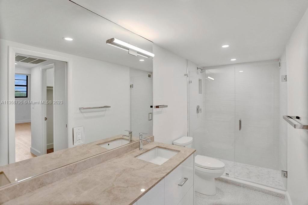 90 Edgewater Dr Unit: 602
