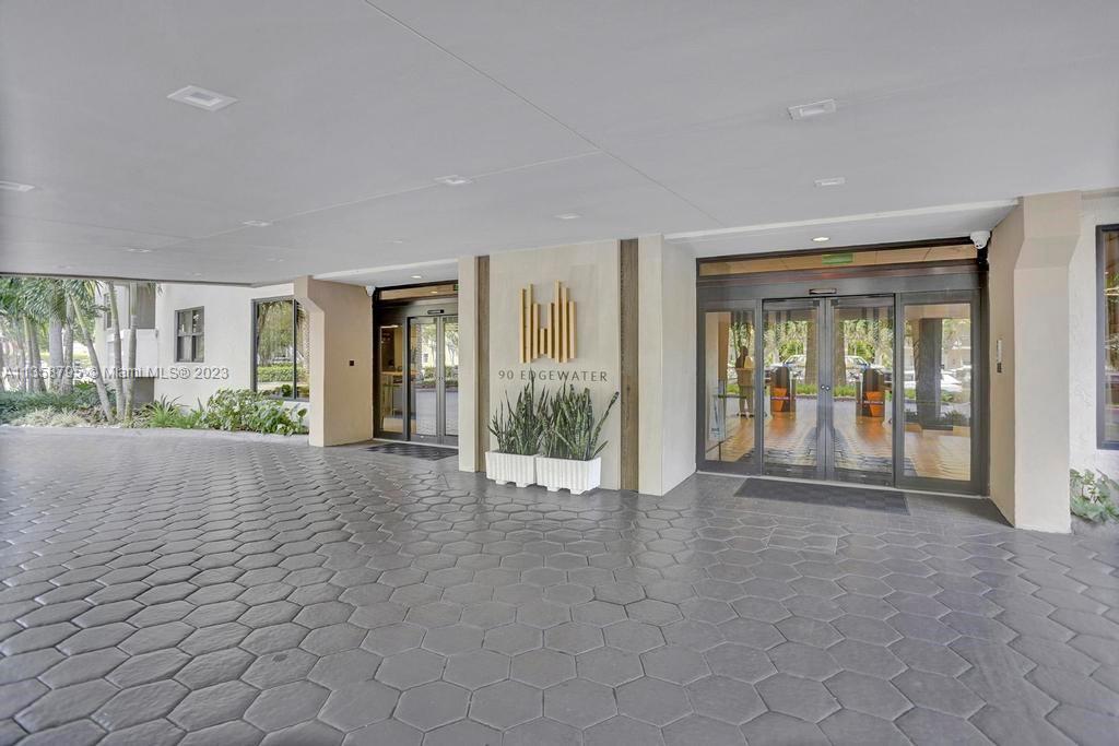 90 Edgewater Dr Unit: 602