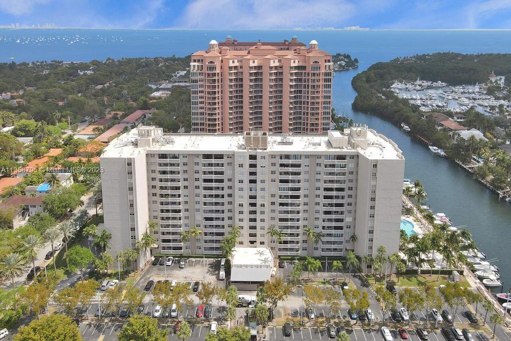 90 Edgewater Dr Unit: 602