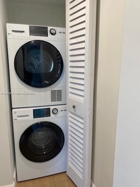 90 Edgewater Dr Unit: 602