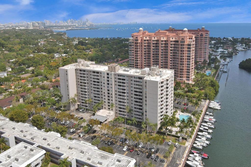 90 Edgewater Dr Unit: 602