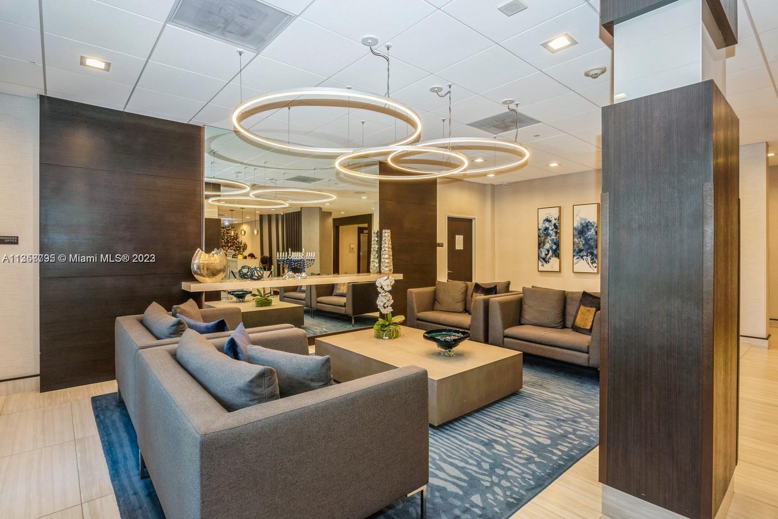 90 Edgewater Dr Unit: 602