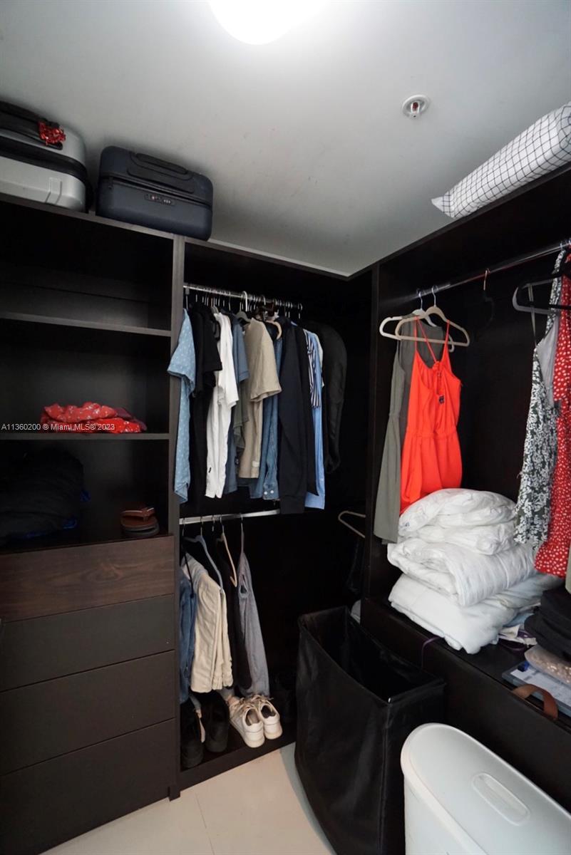 92 SW 3rd St Unit: 1707